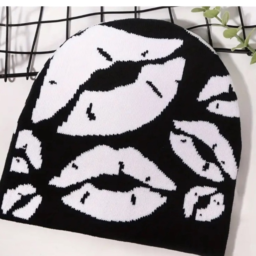 Lip Print NWT black and white Knit Beanie Soft, Stretchy, and Breathable